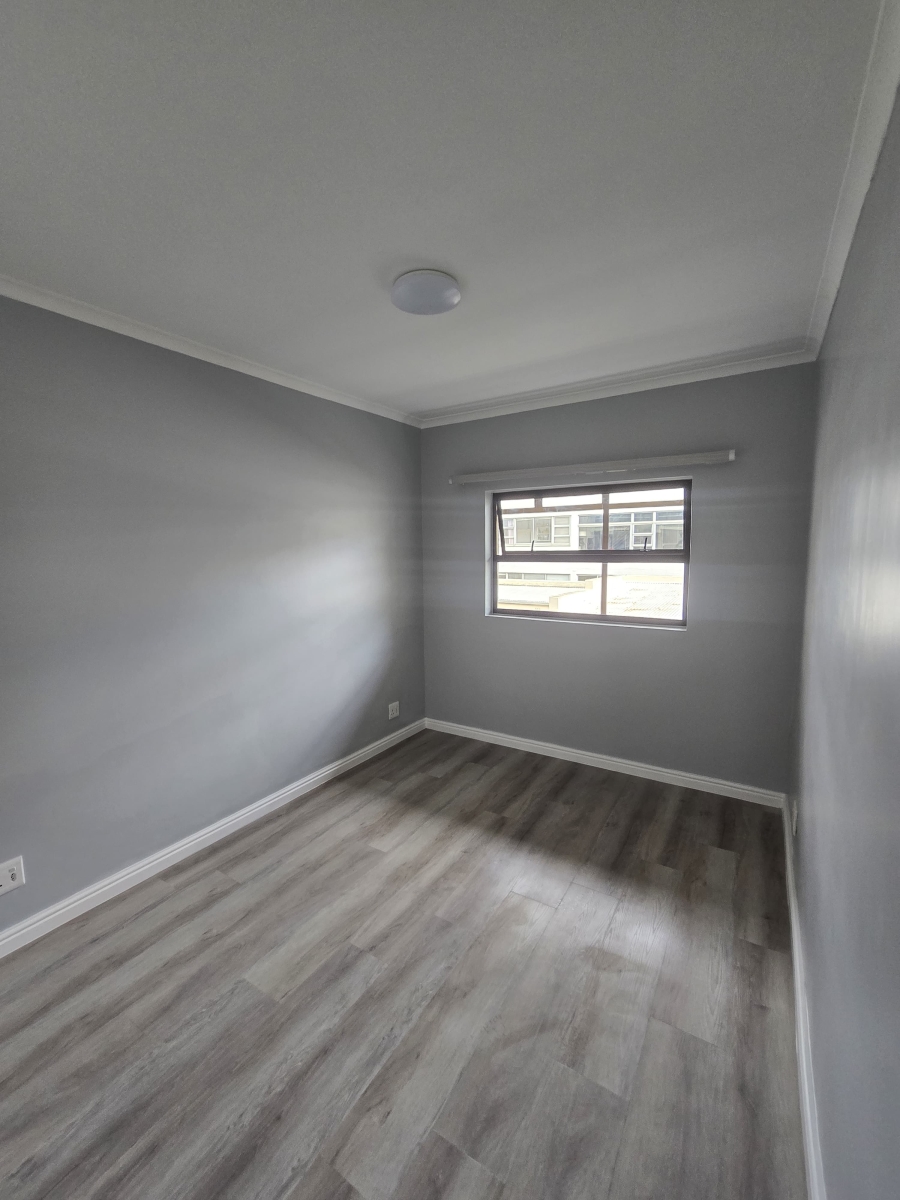 2 Bedroom Property for Sale in Rondebosch Village Western Cape